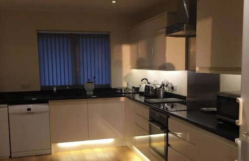 Clyst St Mary Cottage | Three cottages sleeping 18 guest