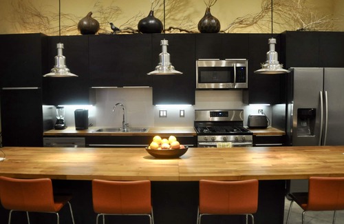Palm Springs House | Three day minimum stay in the summer. Week long stays are 10% off.