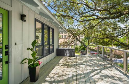 East Beach House | Three Oaks Beach Cottage - 2215 Bruce Drive