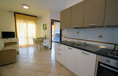 Martinsicuro Apartment | Three-room apartment Della Rosa Seaside Abruzzo