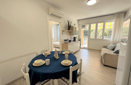 Lignano Pineta Apartment | Three-room apartment with swimming pool