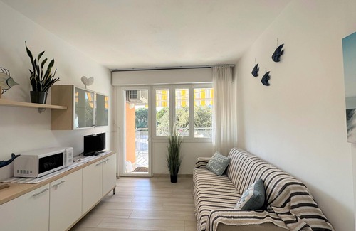 Lignano Pineta Apartment | Three-room apartment with swimming pool