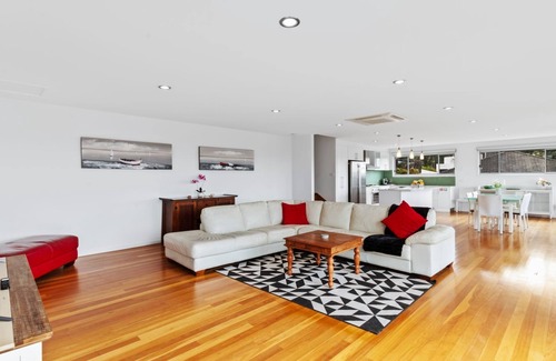 Long Beach House | Three Sisters at Long Beach