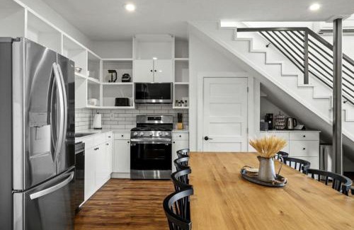 New Braunfels Ski Chalet | Three Stylish A-Frames Perfect for a Group Escape in Texas