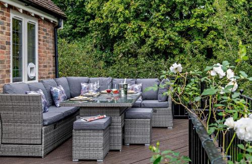 Bournemouth House | Throop House Cottage - Bournemouth