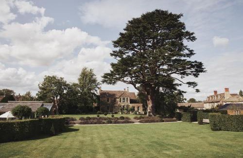 Southrop Hotel | Thyme