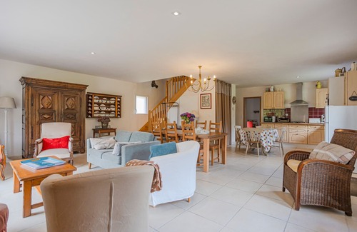 Bono Cottage | "Ti Nevez" House with Private Terrace, Private Garden and Wi-Fi