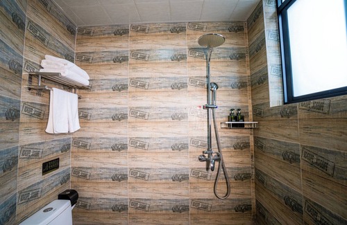 Yongding Bed & Breakfast | Tianmen Mountain Loft Art Inn