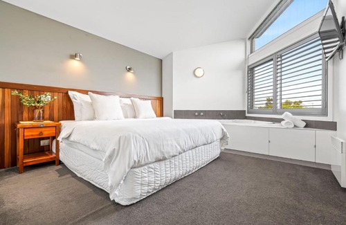 Port Fairy Apartment | Tides Port Fairy