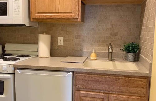 Mackinaw City Apartment | Tiffany's Premier Studio Vacation Rental Downtown Mackinaw City