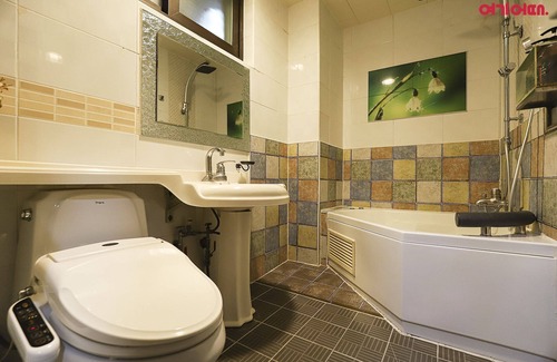 Jeungpyeong Hotel | Tiffany Self Check-in Hotel