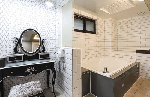 Jeungpyeong Hotel | Tiffany Self Check-in Hotel