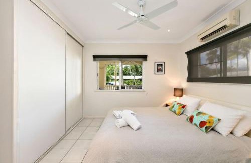 Bungalow House | Tiki Dreams - With A Large Breezy Balcony