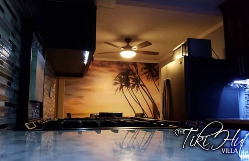 San Bernardino Villa | Tiki Hut Villa