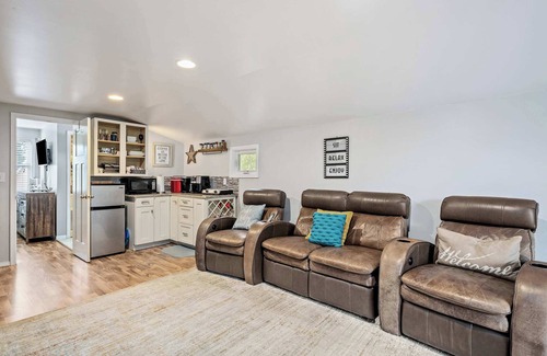 Smyrna House | Tiki Retreat-Hot Tub-Fire Pit