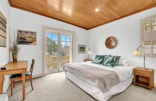 Semaphore House | Time and Tide Beach Cottage on the Esplanade