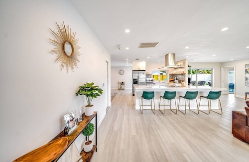 Golfview Harbor House | Time for Memories! Tropical Oasis: Golfview Harbor Home (Extended Stays Allowed)
