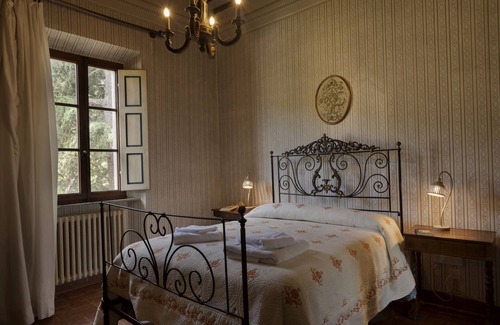 Poggibonsi Villa | Timeless elegance