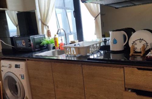 Kuantan Apartment | TimurBay Seafront with Netflix by DeWiraSuite Hillview