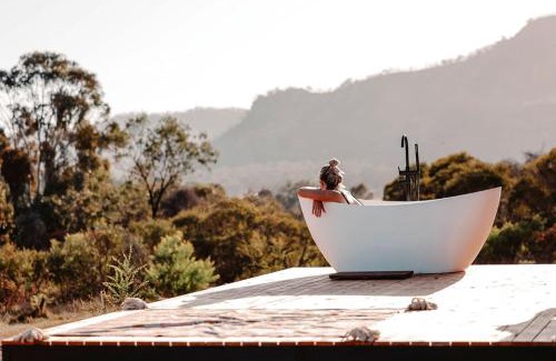 Coxs Crown House | Tiny Aura