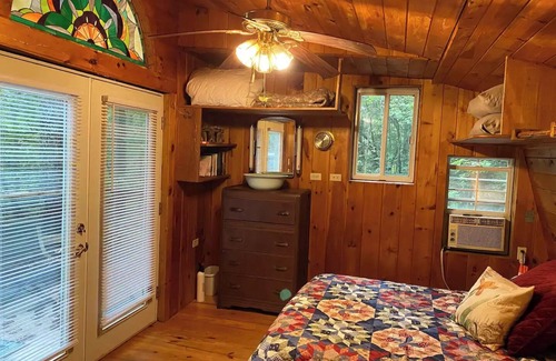 Cosby Other | Tiny Home farm stay minutes from rafting and Great Smoky Mountains National Park