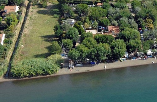 Bolsena House | Tiny Home 'Massimo - Minicasa 2' with Lake View, Private Terrace and Private Garden