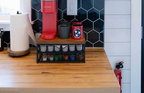 Lupton City Apartment | Tiny Home on the Edge of a Mountain with Private Hot Tub