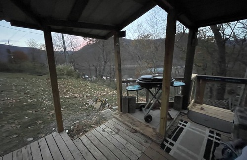 Meadow Bridge House | Tiny home overlooking the river with SPECTACULAR VIEWS and lots of extras!