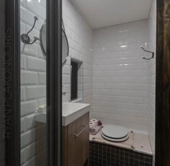 Port Elizabeth House | Tiny Home Trails End