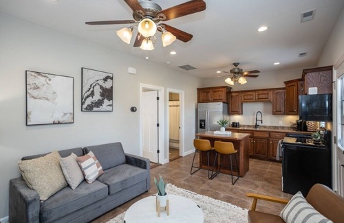 Waynesville Apartment | Tiny Home with Hot Tub Near Ft. Leonard Wood!