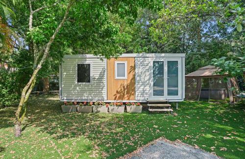 Hollywood House | Tiny Homes in the Heart of Fort Lauderdale