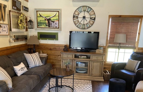 Proctor House | Tiny House on the beautiful Illinois River near Tahlequah