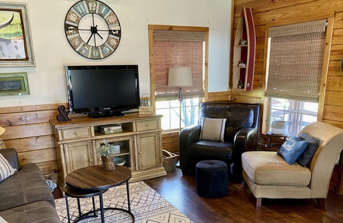 Proctor House | Tiny House on the beautiful Illinois River near Tahlequah