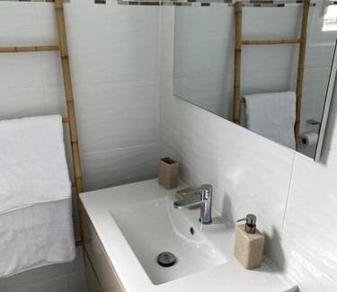 Petit-Bourg House | Tiny house paisible en campagne