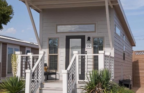 Austin Resort | Tiny Upscale Resort Home
