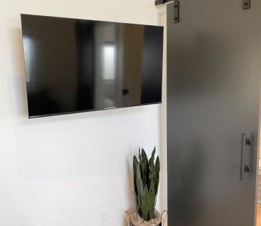 Millerton House | Tioga Ridge Lookout I Near Tioga-Hammond Lake