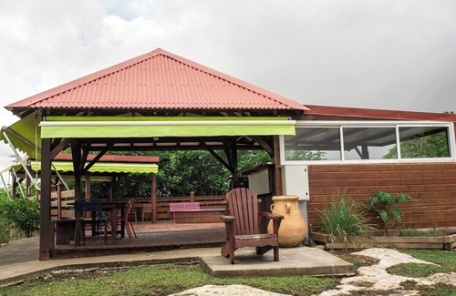 Saint-Louis House | TIPI 1 Fwomajé Domaine de Meilly