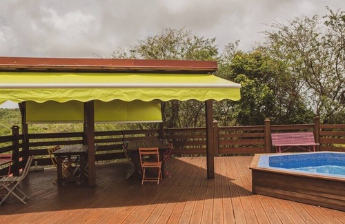 Saint-Louis House | TIPI 1 Fwomajé Domaine de Meilly