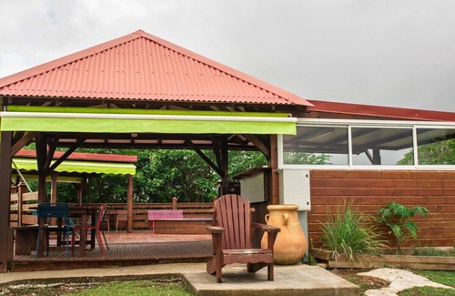 Saint-Louis House | TIPI 8 Flanbwayan Domaine de Meilly