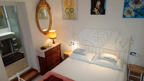 Pugliola Bed & Breakfast | Tipica villetta ligure indipendente aaccessoriata 1 camera da letto parcheggio interno self check-in zona Lerici Monti San Lorenzo