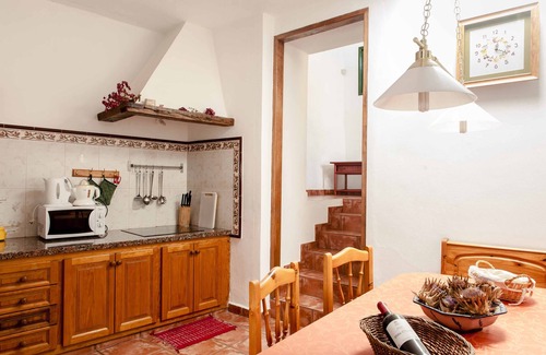 Las Aguas House | Tipical Villa with impressive view over the sea. Private pool. No common areas.