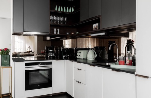 Soho Apartment | TiPToP Oxford St! Family+Couples Unique Chill Design Haven