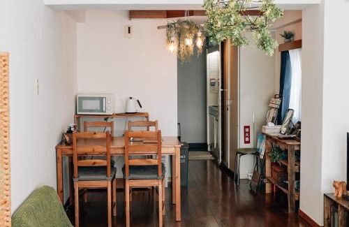 Odawara Apartment | Tipy records inn room