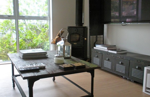 Leigh Cottage | Tiromoana - Mathesons Bay Holiday Home