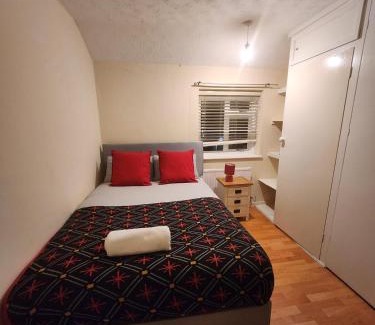 Tilbury Apartment | Tms 3bdr Comfy house! Tilbury!
