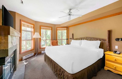 Upper Village Resort | tnLuxurious 2 bedroom family aptt. in a ski resort Whistler BC - upper village