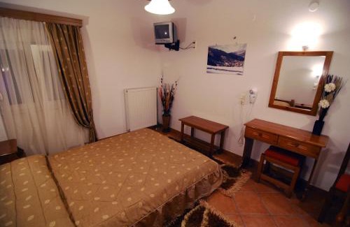 Karpenisi Apartment | To Spiti tis Pareas