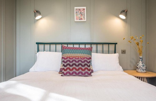 Beccles Cabin | Toad Hall Lodges - Luxury Glamping Lodges Near Southwold!