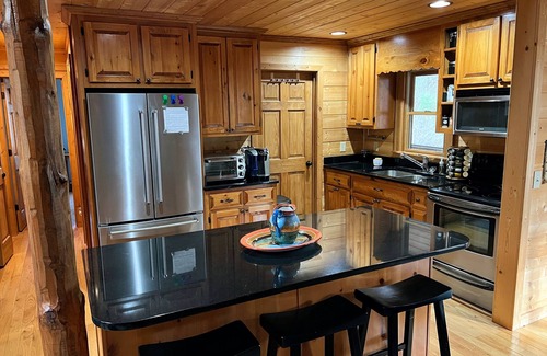 Mineral Bluff House | Toccoa Riverfront Retreat - Cabin on private Toccoa river shoreline