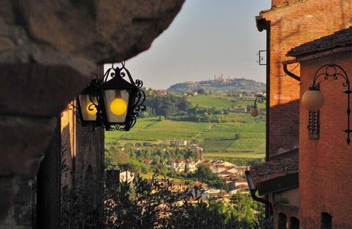 Certaldo Apartment | Tognazzi Holiday House - Casa Giglio - Medieval village of Certaldo Alto